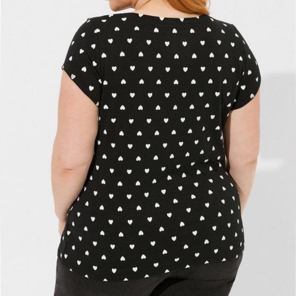 Heart T-shirt - Picture 4 of 7